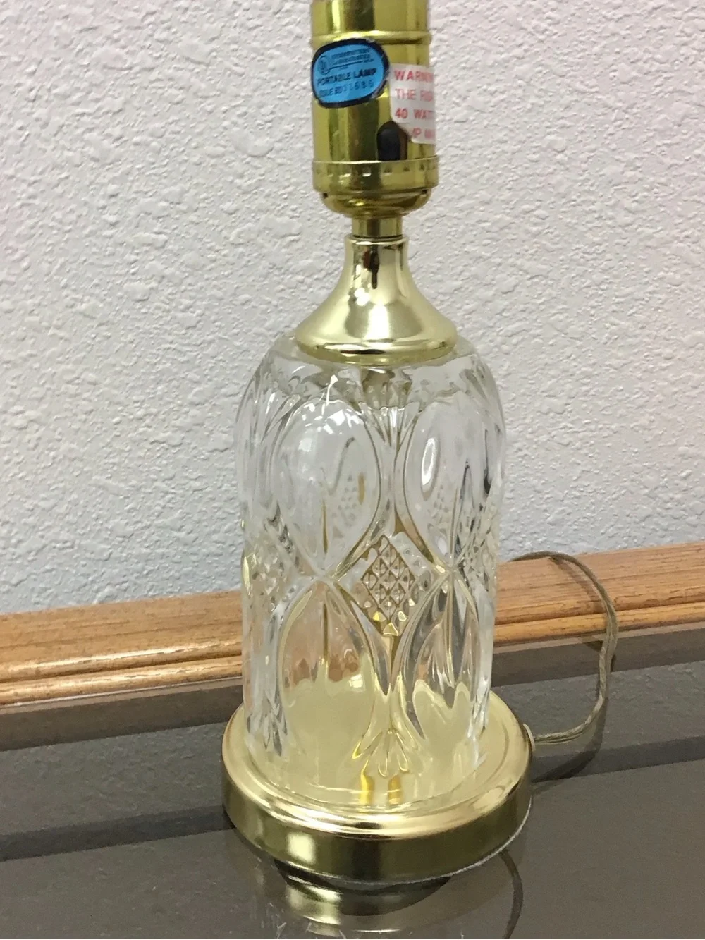 Vintage Cut Glass Accent Lamp (9”)